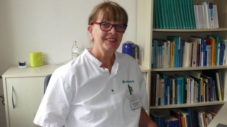 Die 68-jährige Angelika Schmäcke  ist seit Mai neue Chefärztin der Gynäkologie  in Parchim.