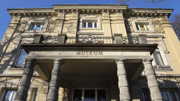 Die Villa Schlikker, einst NSDAP-Parteizentrale in Osnabrück, soll zu einem Ausstellungshaus umgebaut werden, dass sich dem Osnabrücker NS-Funktionär und Judenretter Hans Calmeyer widmet. Über den Namen für das geplante Museum gibt es Streit.