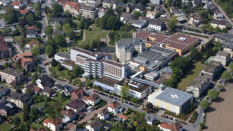Der Marburger Bund Niedersachsen und die Schüchtermann-Klinik in Bad Rothenfelde haben in den Tarifverhandlungen eine Einigung erzielt (Archivbild). Der Marburger Bund Niedersachsen und die Schüchtermann-Klinik in Bad Rothenfelde haben in den Tarifverhandlungen eine Einigung erzielt (Archivbild).