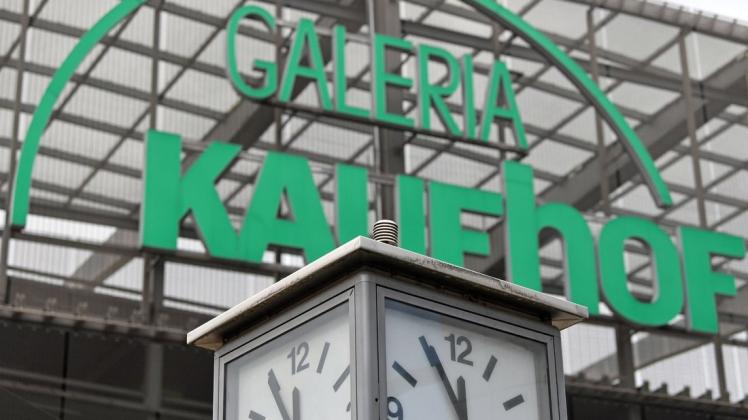 Die Warenhauskette Galeria Karstadt Kaufhof ist extrem angeschlagen. Viele Filialen sind von der Schließung bedroht.