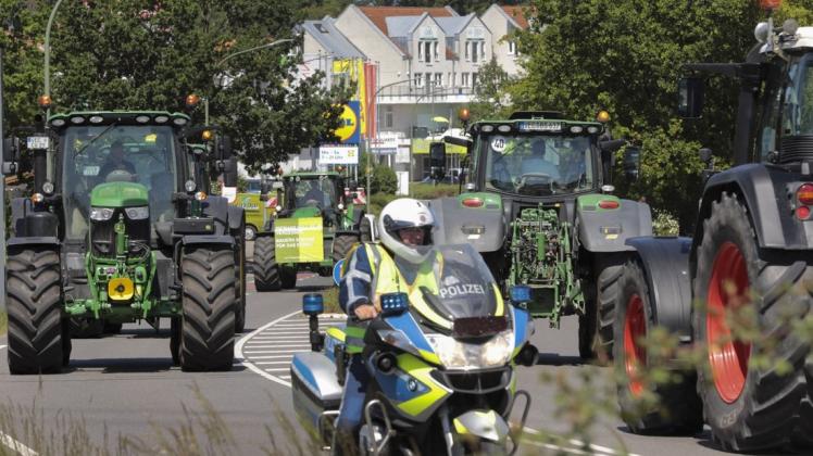 Bundesweit haben Landwirte am Donnerstag demonstriert und unter anderem den Rücktritt von Bundesumweltministerin Svenja Schulze (SPD)