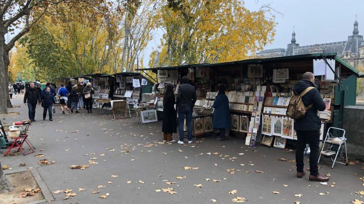 Bücherstände an der Seine in Paris