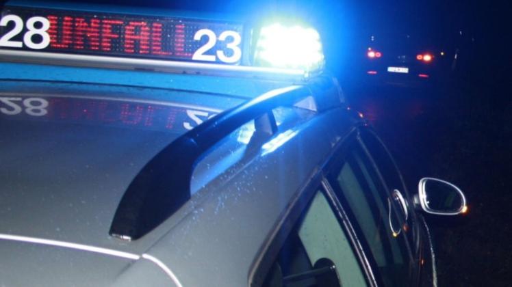 Bei einem heftigen Unfall in Huntlosen sind am Dienstagmorgen zwei Personen schwer verletzt worden. Symbolfoto: Jürgen Krämer Bei einem heftigen Unfall in Huntlosen sind am Dienstagmorgen zwei Personen schwer verletzt worden. Symbolfoto: Jürgen Krämer