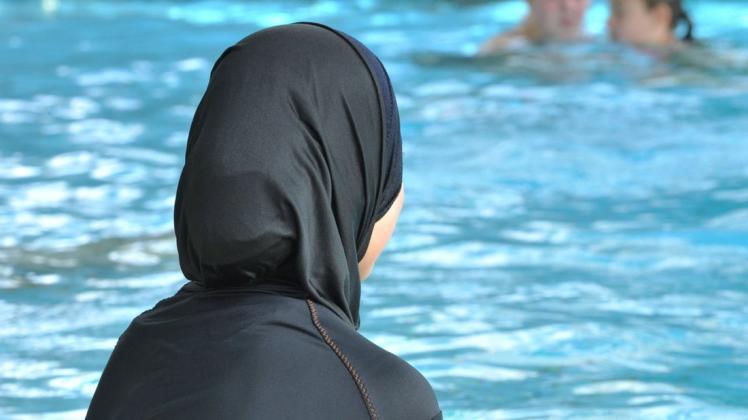 Im Moskaubad gibt es seit Herbst ein Frauenschwimmen. Nicht alle sind von dem Angebot begeistert. Foto: dpa/Rolf Haid