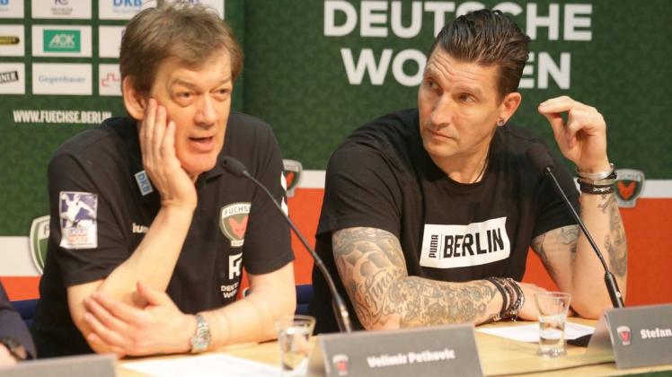 Trainer Velimir Petkovic (links) und Stefan Kretzschmar. Foto: imago images/Nordphoto