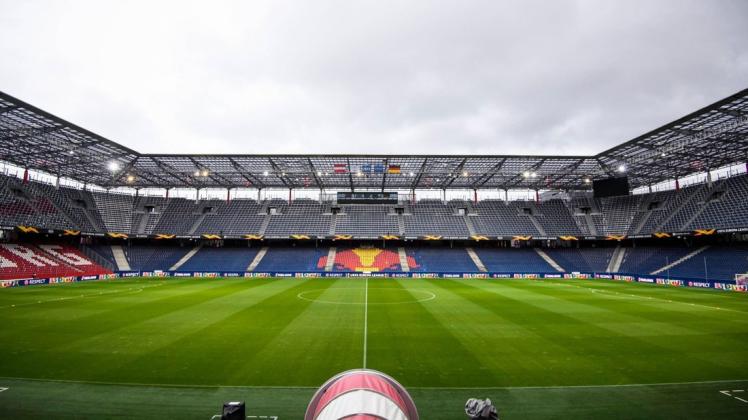 Die Red Bull Arena bleibt aus Sicherheitsgründen am Donnerstag leer. Foto: imago images/Jan Huebner