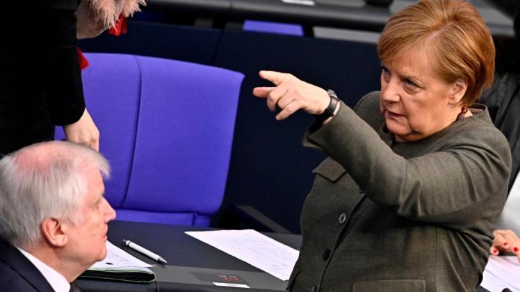 Anlässlich des Internationalen Frauentags an diesem Sonntag betonte Bundeskanzlerin Angela Merkel, Gleichstellung sei ein Thema für Frauen, aber eben auch für Männer. Foto: Tobias Schwarz/AFP