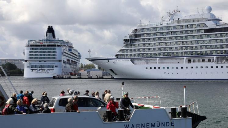 Die Warnemünder sehen der Kreuzfahrt-Saison wegen der Furcht vor dem Corona-Virus besorgt entgegen. Die Reedereien Costa und Aida-Cruises haben sich auf ihre Anläufe vorbereitet. An Bord ihrer Schiffe gibt es Sicherheitsszenarien.