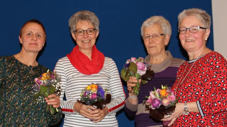 Ein neues, engagiertes Vorstandsteam führt das Frauenforum Melle – ehemals Hausfrauenbund – in die Zukunft: Heike Dahech, Karin Tiemeier, Gisela Kurz und Annegret Arntzen (von links). 