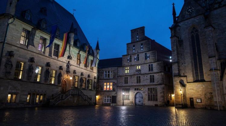 Vorerst sind die Türen des Osnabrücker Rathauses für die Öffentlichkeit geschlossen. Foto: David Ebener