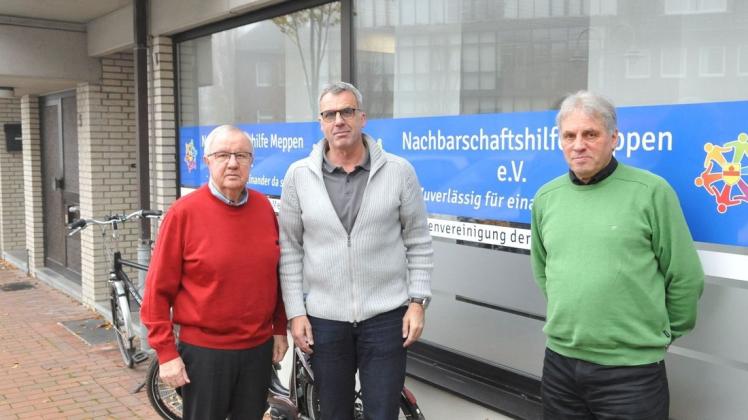 Die Nachbarschaftshilfe Meppen mit Franz Holtgreve 8(von links), Guido Sundag und Hans-Joachim Bolte ist weiter im Einsatz. 