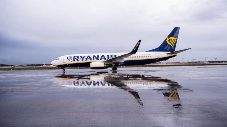 Die Flugzeuge von Billigflüge-Anbieter Ryanair bleiben vorerst am Boden. Foto: dpa/Andreas Arnold