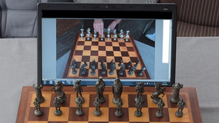 Die Deutsche Internet-Meisterschaft ist für den Deutschen Schachbund ein gewaltiger Erfolg. In der Zwischenrunde ist mit Florian Mossakowski auch ein Spieler des Delmenhorster SK dabei. Foto: Rolf Tobis