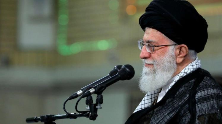 Am 8. April 2019 stuften die USA die iranischen Revolutionsgarden, die dem obersten Führer des Iran, Ajatollah Ali Chamenei unterstehen, als Terrororganisation ein. 