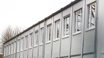 Ein Bild, dass sich wohl erst mit Verspätung an der Max-Planck-Straße zeigen wird: Ähnlich wie die Oberschule  Süd soll das Maxe-Gymnasium ein neues Containergebäude erhalten. 