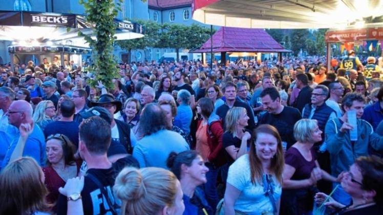 Das Delmenhorster Stadtfest 2020 ist am Donnerstag wegen der Corona-Krise abgesagt worden. Archivfoto: Thomas Breuer Das Delmenhorster Stadtfest 2020 ist am Donnerstag wegen der Corona-Krise abgesagt worden. Archivfoto: Thomas Breuer