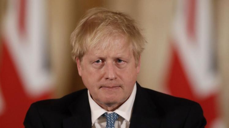 Boris Johnson, Premierminister von Großbritannien, vor seiner Einlieferung in einer Krankenhaus. Foto: dpa/Matt Dunham/PA Wire