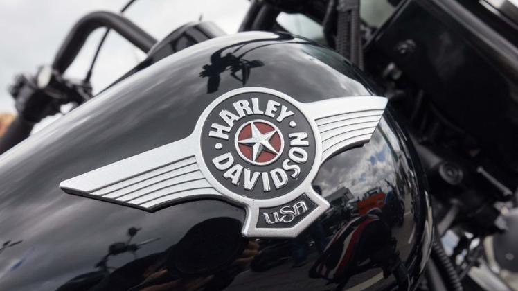 Im Neuen Deichhorst ist am Montag eine schwarz-silberne Harley Davidson gestohlen worden. Symbolfoto: dpa