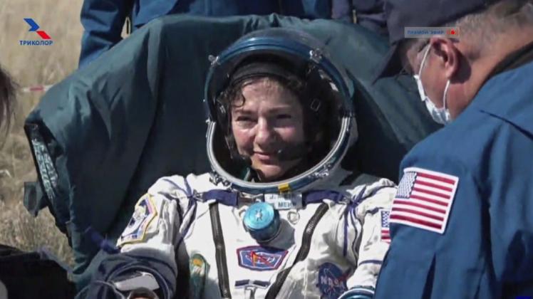 Eine Besatzung der Internationalen Raumstation (ISS) ist nach mehr als 200 Tagen im Weltraum sicher gelandet.