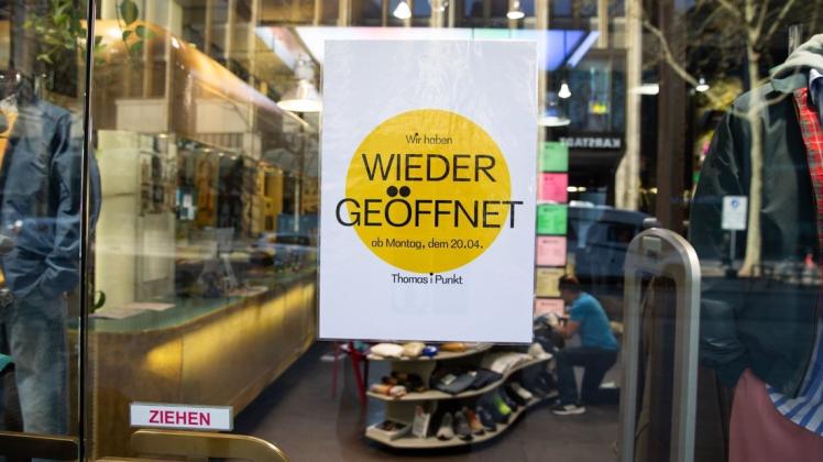 Ab Montag greifen in Niedersachsen erste Corona-Lockerungen. So dürfen Geschäfte bis zu einer Größe von 800 Quadratmetern wieder öffnen. Ab Montag greifen in Niedersachsen erste Corona-Lockerungen. So dürfen Geschäfte bis zu einer Größe von 800 Quadratmetern wieder öffnen.