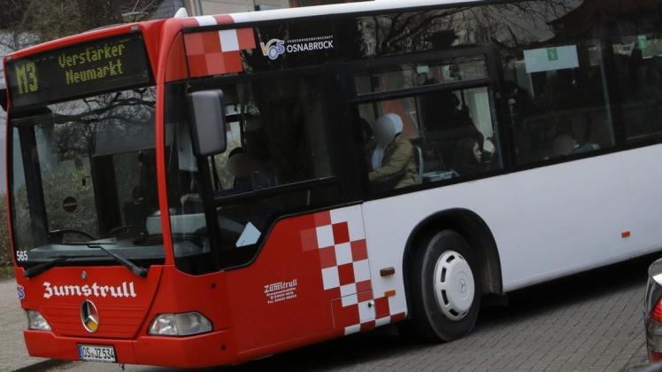 Die Verkehrsgemenschaft Osnabrück (VOS) fährt den Schulbusbetrieb nun schrittweise wieder hoch.