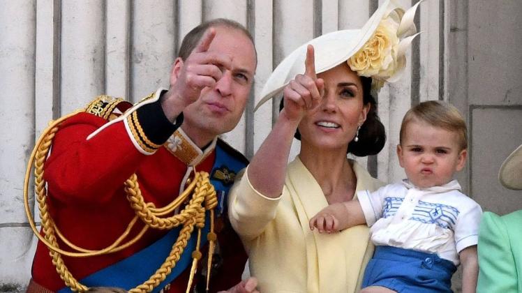 Die britische Royal-Familie verbringt die Krisenzeit zum Beispiel mit Fingerfarben.
