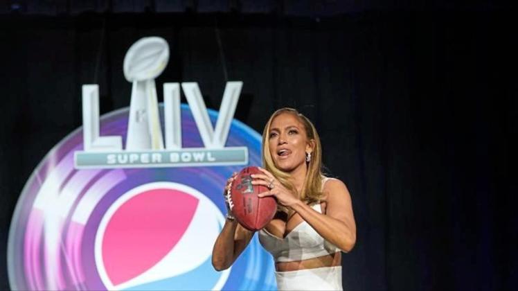 Touchdown: Jennifer Lopez tritt beim Super Bowl auf. 