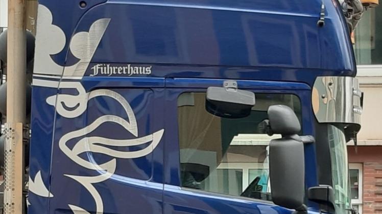 Rheiner Landstraße Lkw Osnabrück "Führerhaus": Das Foto dieses Lkw veröffentlichte ein Twitter-Nutzer am Freitag. Foto: Franco Schüller