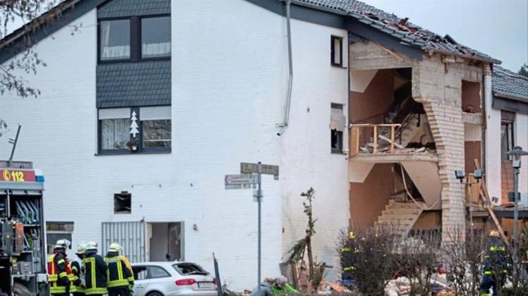 Die Gasexplosion hatte die Fassade des Hauses eingerissen. 