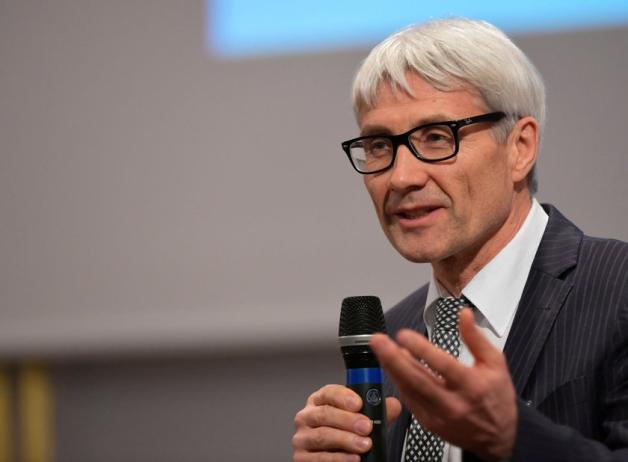 Swen Malte John ist Leiter des Fachgebiets Dermatologie, Umweltmedizin und Gesundheitswissenschaften der Universität Osnabrück. Foto: Pentermann Swen Malte John ist Leiter des Fachgebiets Dermatologie, Umweltmedizin und Gesundheitswissenschaften der Universität Osnabrück. Foto: Pentermann