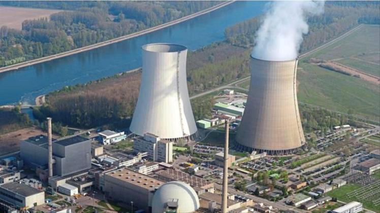 Das AKW Philippsburg aus der Luft: Die Atomkraft darf aus Sicht des Potsdamer Klimaforschers Johan Rockström nicht durch Kohle, Öl und Erdgas ersetzt werden. 