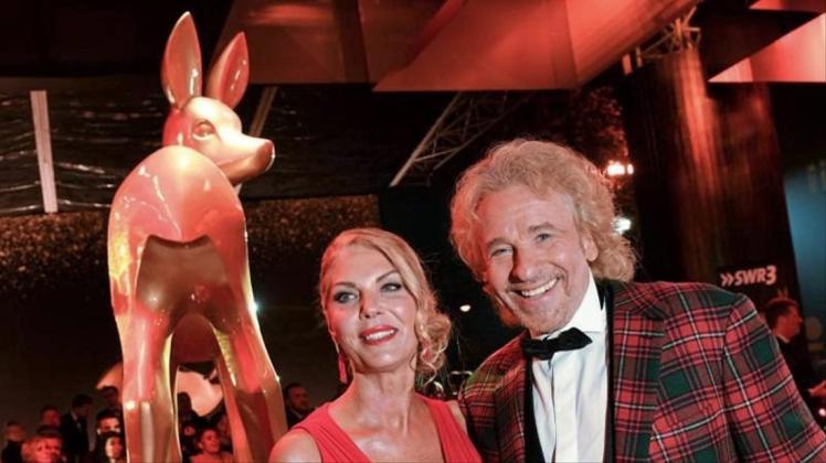 Thomas Gottschalk und Karina Mroß bei der Bambi-Verleihung in Baden-Baden. 