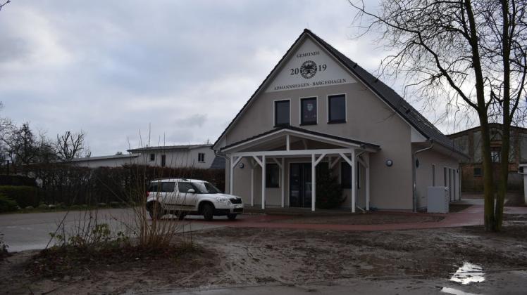 Das Mehrgenerationenhaus in Admannshagen beherbergt einen Jugendclub und Platz für die Senioren. 800.000 Euro kostete der Neubau, der mit 450.000 Euro vom Land gefördert wurde.
