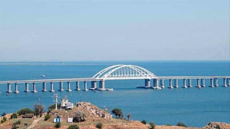 Die Krim-Brücke erstreckt sich zwischen Kertsch auf der Krim-Halbinsel und dem russischen Festland. 