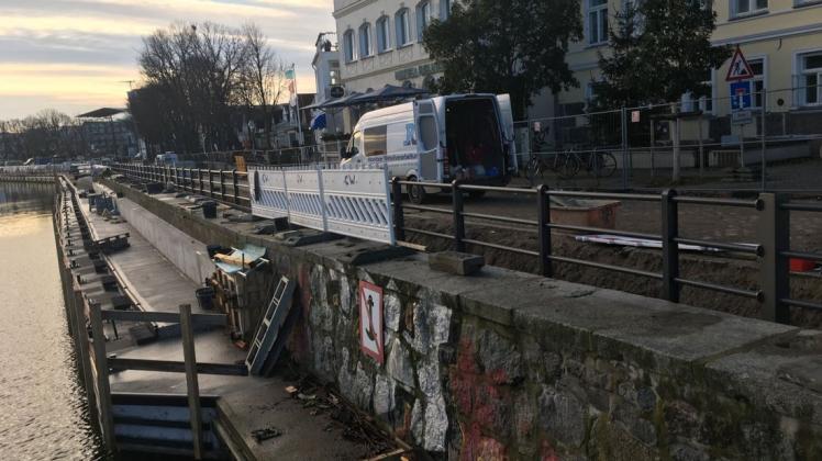 Künftig sollen die Boote des Anglervereins wieder am Ufer anlegen. Auf der neuen Promenade können Besucher flanieren. Künftig sollen die Boote des Anglervereins wieder am Ufer anlegen. Auf der neuen Promenade können Besucher flanieren.