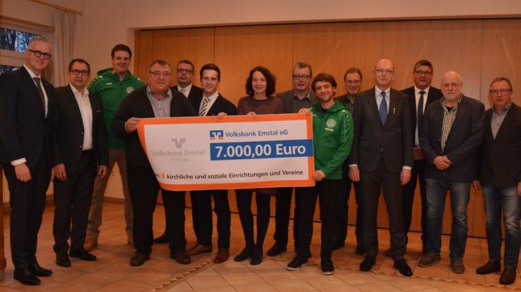 Über finanzielle Unterstützung dürfen sich gleich vier Vereine und Verbände freuen.
Über finanzielle Unterstützung dürfen sich gleich vier Vereine und Verbände freuen.