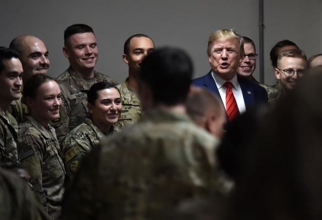 Donald Trump wurde in Afghanistan begeistert empfangen. Foto: afp/Olivier Douliery