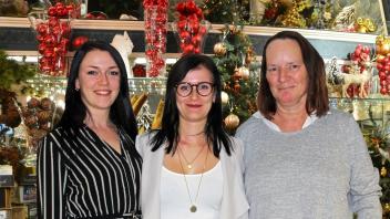 Mit viel Herzblut veranstalten Stephanie Duscha, Sarah Burr und Marion Hill (v. l.) in ihrer Freizeit eine Feier für obdachlose Menschen.