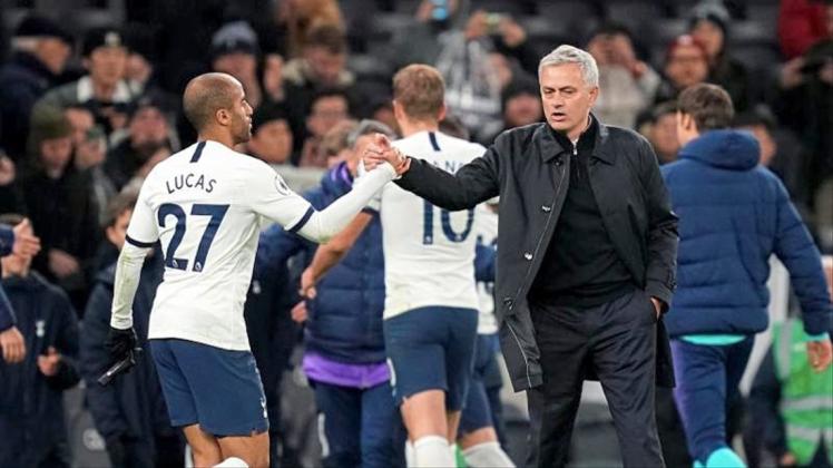 Jose Mourinho hat auch das dritte Spiel als Trainer der Tottenham Hotspur gewonnen. 