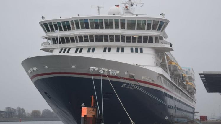 Die 218 Meter lange "Balmoral" der englischen Reederei Fred Olsen Cruise Lines hat am 4. Dezember die Saison in Rostock beendet.