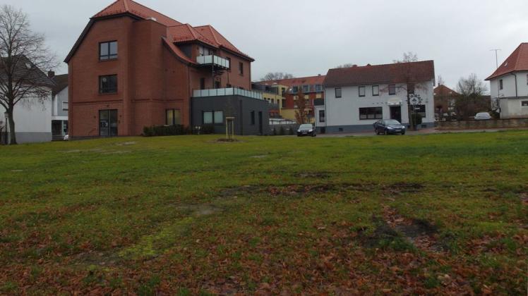 Eins der Großprojekte für 2020: die Umgestaltung des Gibbenhoff, der durch die Veränderungen in der städtischen Immobilie Jahnstraße 4 (im Hintergrund) durch eine Arztpraxis und den Einzug zweier Wohngemeinschaften für junge Menschen mit Handicap bereits eine Aufwertung erfahren hat. 