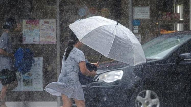 Der Wirbelsturm „Lekima“ brachte zunächst heftige Regenfälle nach Nordtaiwan, nun zieht der Taifun nach China. 