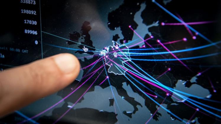 Im Zusammenhang mit Cybercrime ist es zu einem Großeinsatz in neun Bundesländern sowie in Litauen und Kroatien gekommen. Foto: dpa/Sina Schuldt