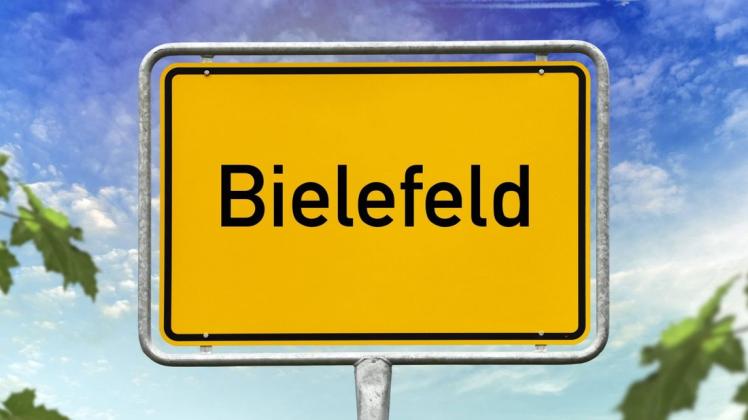 Gibt es Bielefeld – oder nicht? Symbolfoto: imago images/Christian Ohde