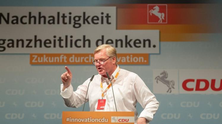 Der CDU-Landesvorsitzende Bernd Althusmann spricht beim Landesparteitag der CDU Niedersachsen. Foto: Peter Steffen/dpa
