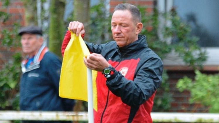 Musste mit seiner Mannschaft die erste Niederlage in der Landesliga hinnehmen: VfL-Trainer Marcel Bragula. Foto: Daniel Niebuhr