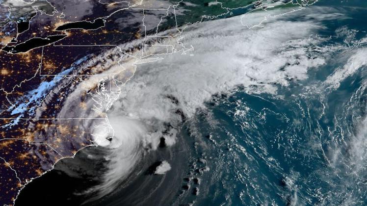 Dieses Satellitenfoto zeigt den tropischen Sturm "Dorian" als er auf die Südostküste der USA trifft. Foto: AFP PHOTO / NOAA/RAMMB/HANDOUT