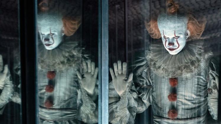 Im Kinoneustart "Es Kapitel 2" treibt der Clown Pennywise (Bill Skarsgard) erneut sein Unwesen. Foto: Warner Bros/dpa