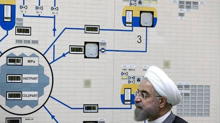 Irans Präsident Ruhani im Atomkraftwerk Buschehr. 