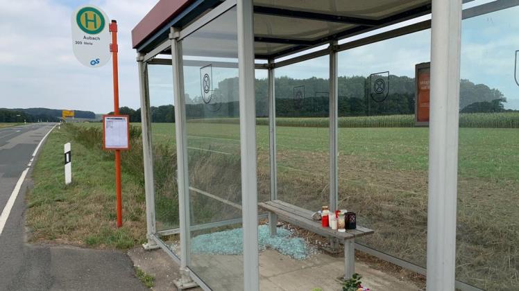 An der Haltestelle Aubach in Melle-Wellingholzhausen kam am Dienstag ein achtjähriger Junge ums Leben. Nun wird der Unfallort überprüft. 